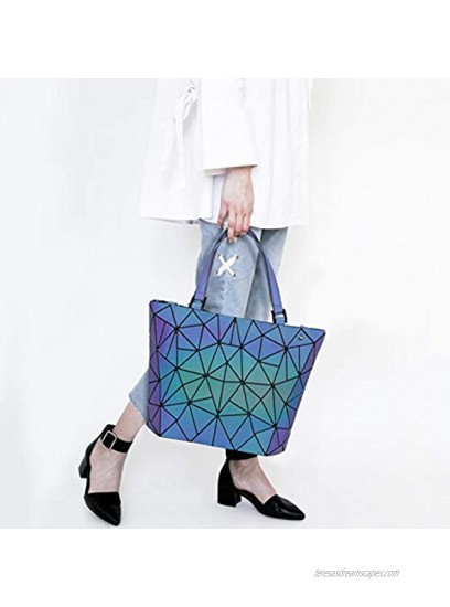 Holographic Purse Geometric Hand Bags Purses for Women Girl 2PCS Luminous Purse and Wallet Set for Women Iridescent Ladies Tote Bag Reflective Shoulder Bag for Traveling or Shopping Purple